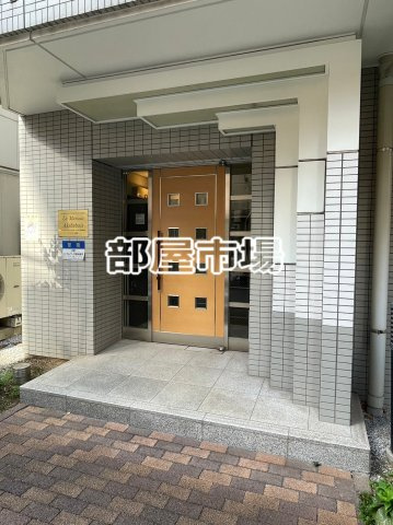 ラ・メゾン秋葉原のエントランス