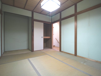【和室】 | 門真市島頭4丁目　貸家 | 和室になります。
広さは6帖ございます。