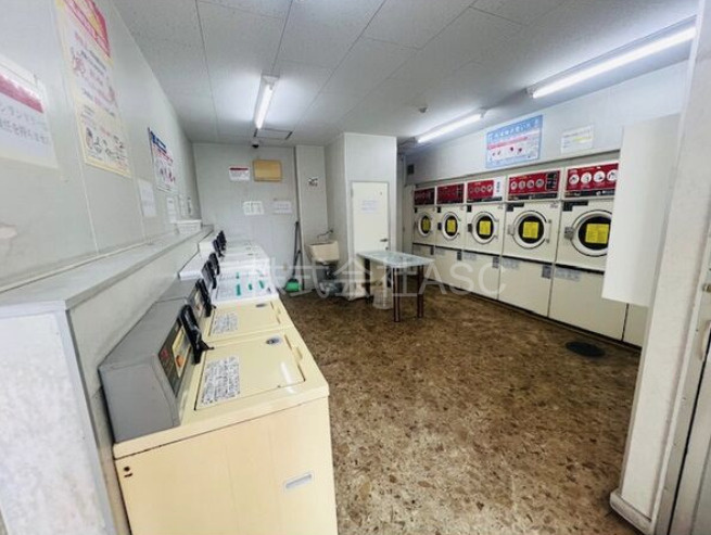 西浦マンションテナントの内装