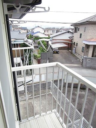 セジュール国分II【10,000円キャッシュバック対象物件】のバルコニー|開放的で明るい空間を演出してくれるバルコニーです