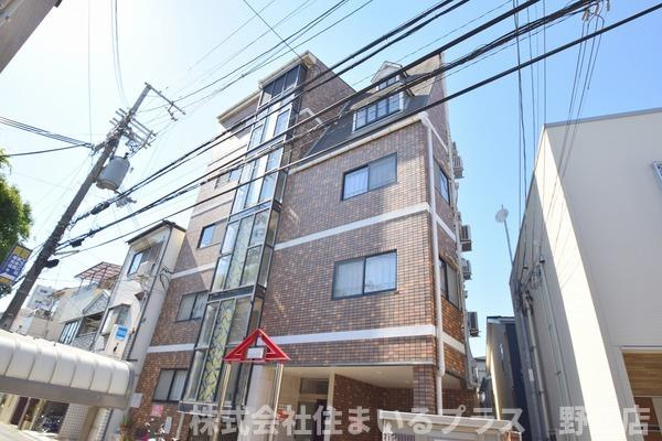 ルベール花の館千林の外観