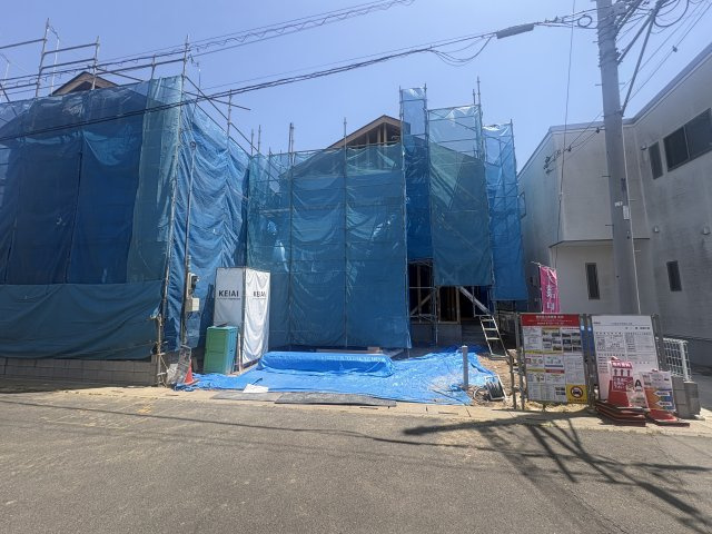 越谷市東越谷新築戸建ての前面道路含む現地写真