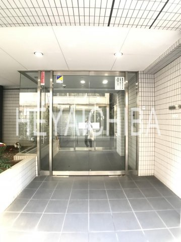 レガスタ浅草のエントランス