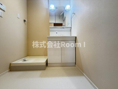 【洗面所】 | ビオラメゾン・旭化成ヘーベルメゾンHEBEL HAUS | 忙しい朝には欠かせない洗面所です