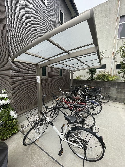 尼崎市稲葉荘１丁目のアパートの外観