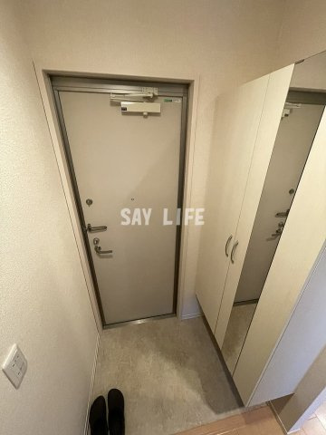 ハナミズキの玄関