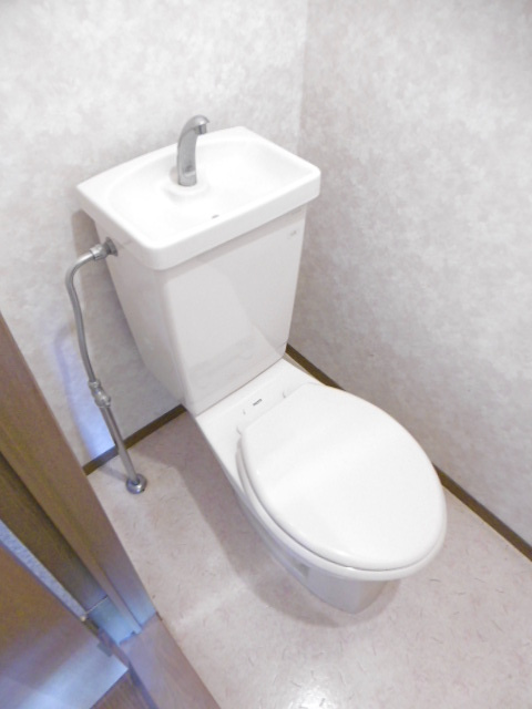 セジュール国分のトイレ|シンプルで使いやすいトイレです※現状優先