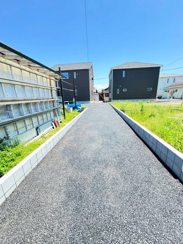 新築戸建て　清水町伏見第７　全５棟　１号棟の前面道路含む現地写真