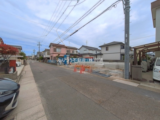 ハートフルタウン福田2丁目の前面道路含む現地写真