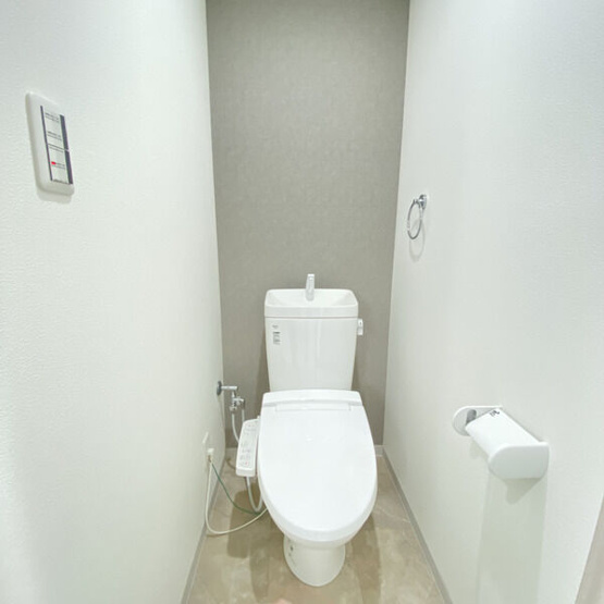 【トイレ】THE RESIDENCE SAKURAYAMA WEST