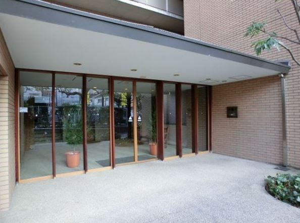 マナハウス四谷のエントランス|マナハウス四谷