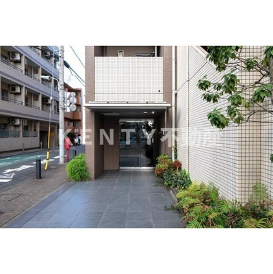 【エントランス】 | オーキッドレジデンス品川 | 清潔なエントランスです