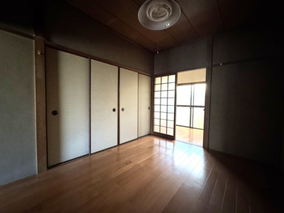 【洋室】 | 衣笠鏡石町貸家
