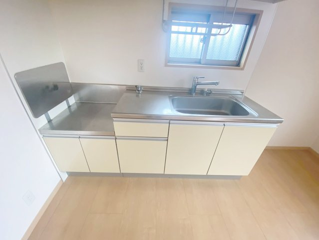 すみれテラスF棟のキッチン