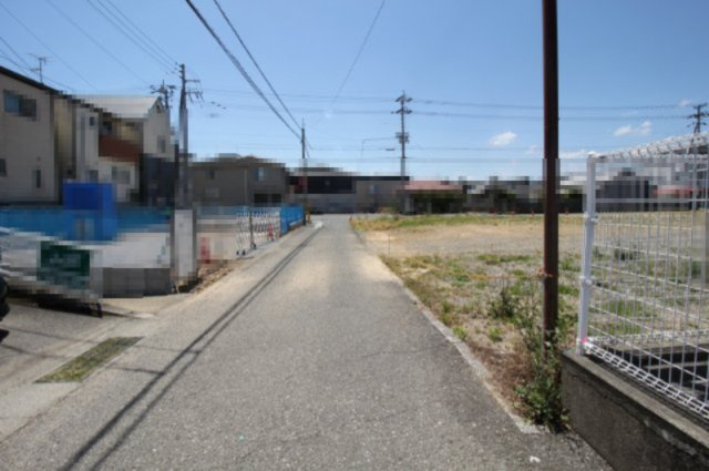 鴨部　建築条件付き　売土地　4号地（全8区画）の前面道路含む現地写真