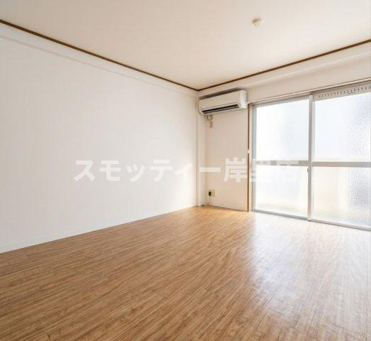 大阪市阿倍野区松虫通１丁目の賃貸マンションの内装