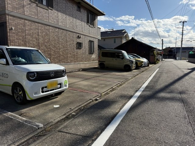 ボヌール里の駐車場