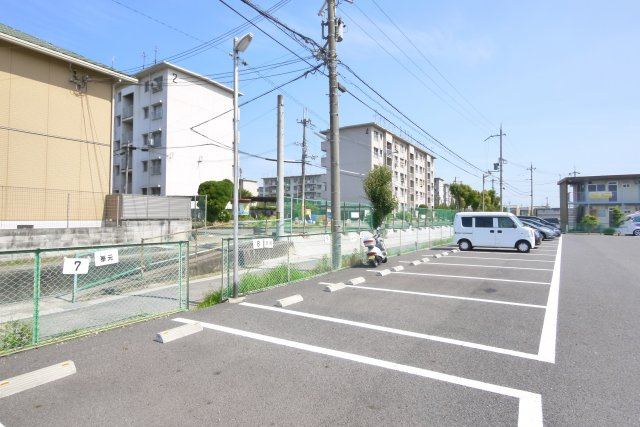 東九条大西モータープールの外観