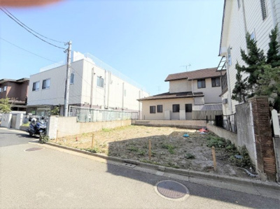 【外観】 | 【仲介手数料２１０万円が無料！】■祖師ヶ谷大蔵駅１１分■自由設計■ウルトラマン商店街すぐ | 特別キャンペーン中！
日本一の家計応援サービスに挑戦中！
詳細は「諸費用」欄をご確認下さい！
■祖師ヶ谷大蔵駅１１分
■ウルトラマン商店街から少し入った住宅街
■自由設計
■建物価格目安２，５００万円