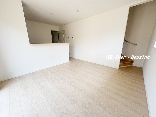 戸建 西東京市住吉町１丁目の居間・リビング