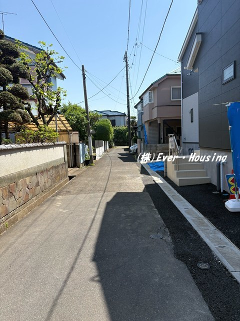 戸建 西東京市住吉町１丁目の前面道路含む現地写真