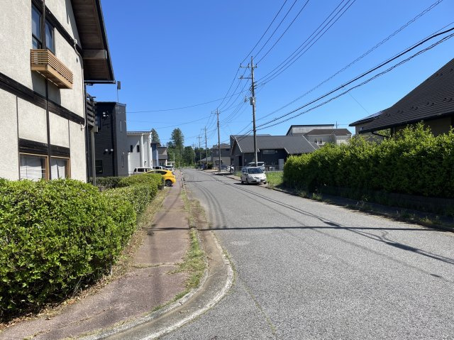 【前面道路含む現地写真】 | 山武市美杉野1丁目　中古戸建
