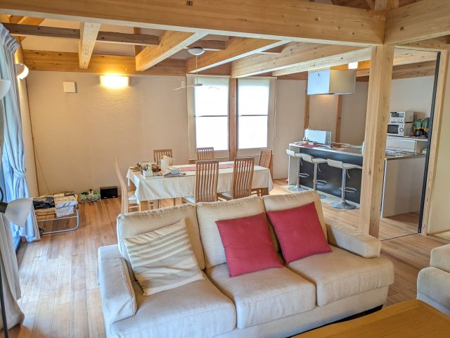 【居間・リビング】 | 山武市美杉野1丁目　中古戸建