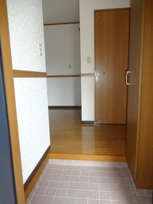 【玄関】 | マリーク壱番館