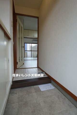 ロイヤルハウス2の玄関