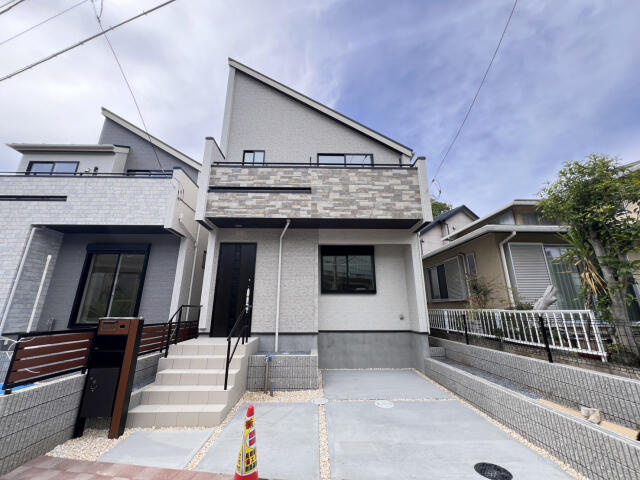 ブルーミングガーデン　船橋市芝山７丁目２棟／１期２号棟の外観|【外観】2号棟