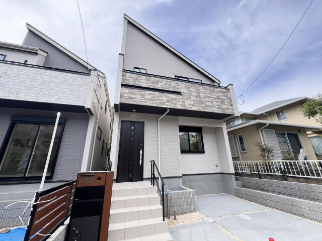 ブルーミングガーデン　船橋市芝山７丁目２棟／１期２号棟の外観|【外観】2号棟