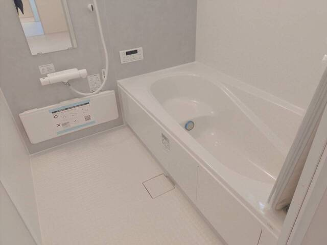 柏市南増尾４丁目の浴室