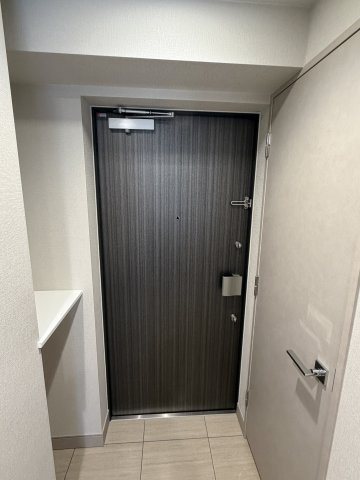 GENOVIA北千住の玄関