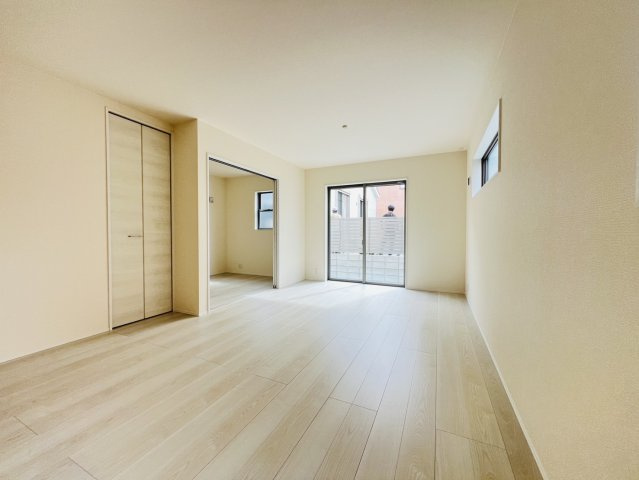 碧南市尾城町三丁目1番『仲介手数料無料』新築一戸建て・建売の居間・リビング