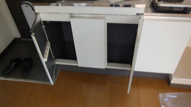 JLBグランエクリュ西船橋のキッチン|食器棚です