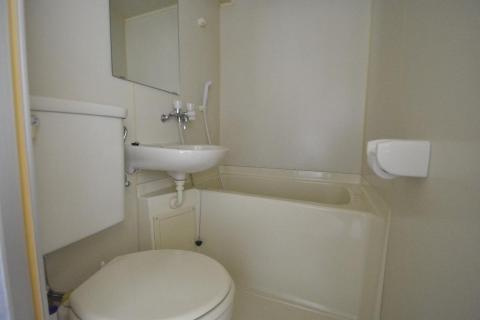 名古屋市千種区内山３丁目の賃貸マンションのトイレ