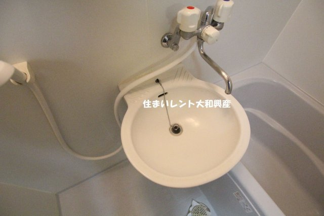 ハイツ大明の洗面所
