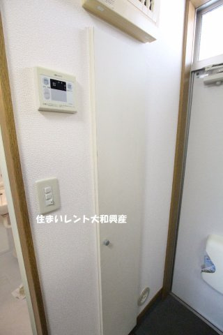 ハイツ大明の玄関
