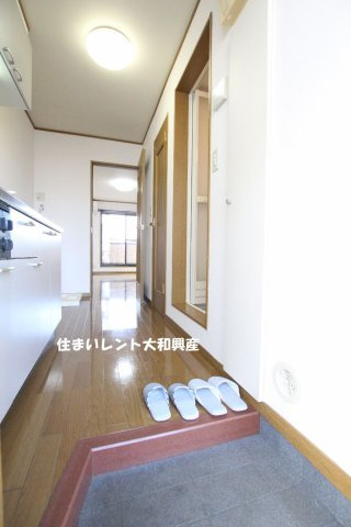 ハイツ大明の玄関