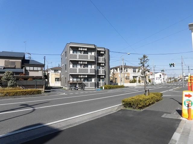 パークアベニュー東大宮のエントランス