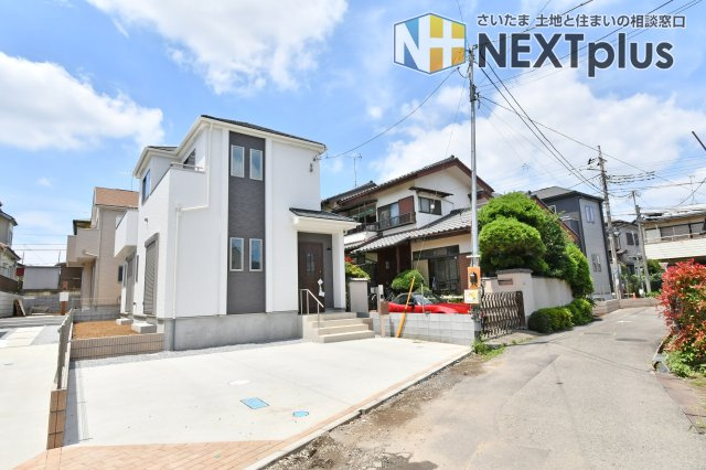 第10上尾緑丘　全3棟　C号棟の前面道路含む現地写真