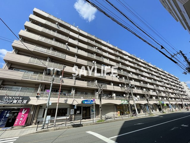 シャトー三愛の外観