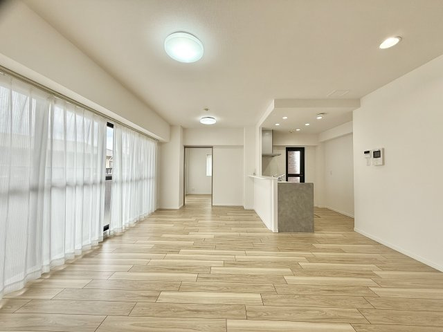 ラビデンス守山町南の居間・リビング