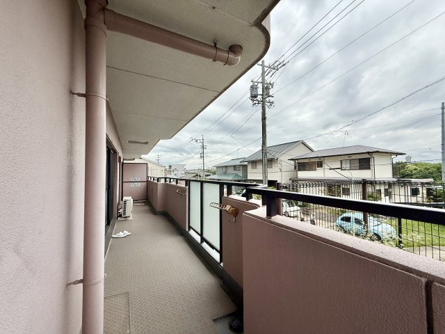 ラビデンス守山町南のバルコニー