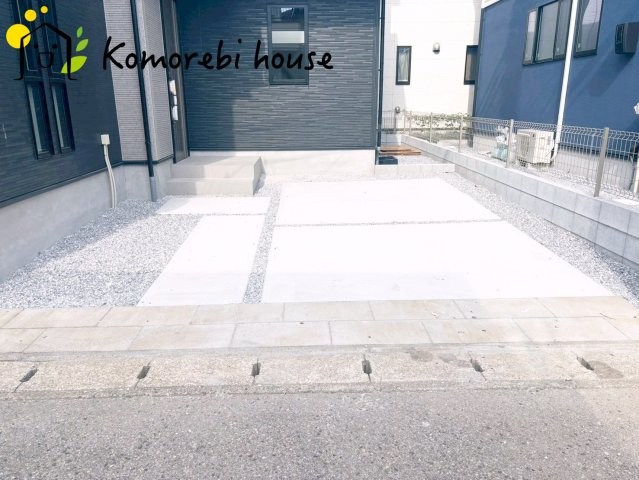 桶川市下日出谷16期　新築一戸建て　グラファーレ　01の駐車場|駐車場の用意があります