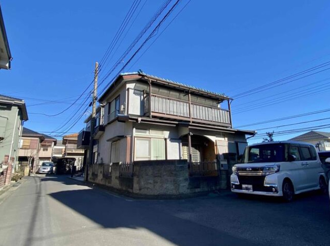 敷地面積30坪　売地　川越市藤間の外観|古家あり：現況渡し！駐車１台可能！
建築条件なし！市街化区域、お好きなハウスメーカーで建築も可能です♪