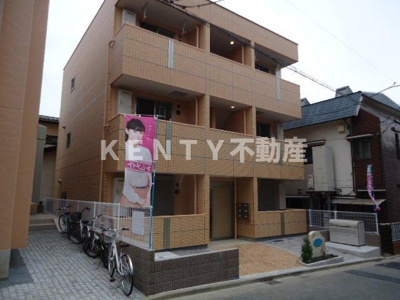 【エントランス】 | クレッセントコート | ゆとりのあるエントランスです