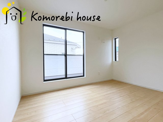桶川市朝日　2期　新築一戸建て　KEIAI GRACE　01の寝室|26.4.10　撮影済み