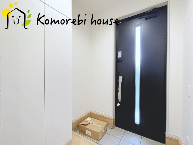 桶川市朝日　2期　新築一戸建て　KEIAI GRACE　01の玄関|26.4.10　撮影済み