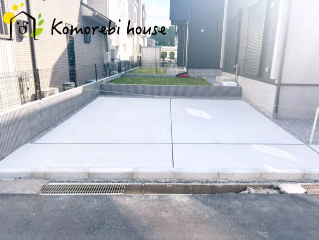 桶川市北1丁目　8期　新築一戸建て　ブルーミングガーデン　02の駐車場|駐車スペースもあります